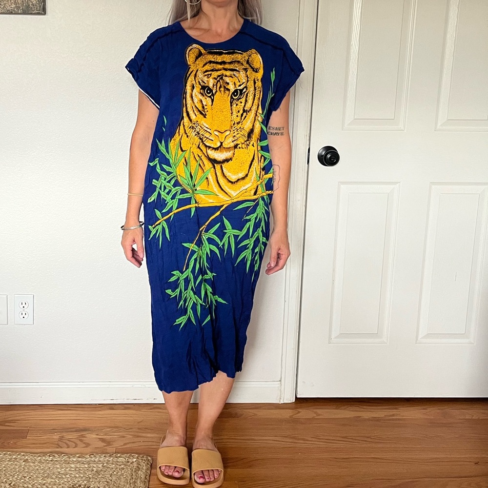 Vintage tiger muumuu